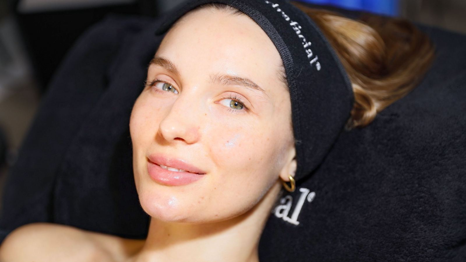 HydraFacial® – ruhige Studioaufnahme